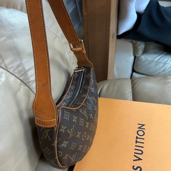 ❤️ RARE Louis Vuitton CROISSANT bag❤️ 💼 - Picture 11 of 15